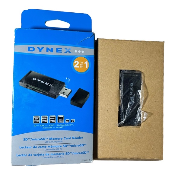 Dynex DX-CR112 2-in-1 SD/microSD Memory Card Reader TESTED - Picture 3 of 3